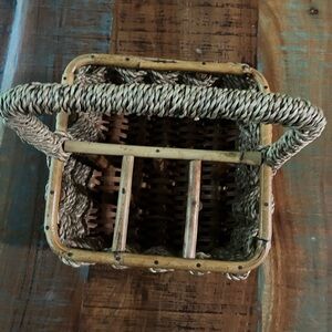 Vintage  Utensil Divided Basket 8x8 + Handle